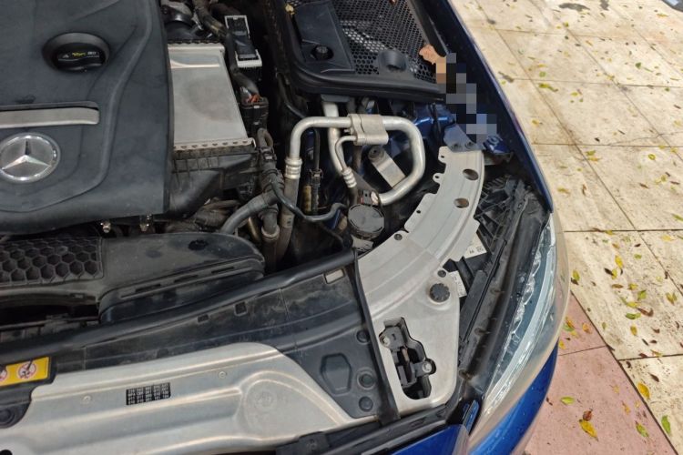 Used Mercedes-Benz C-Class 2017 Restyled C 200 Sport Edition Engine Bay Left