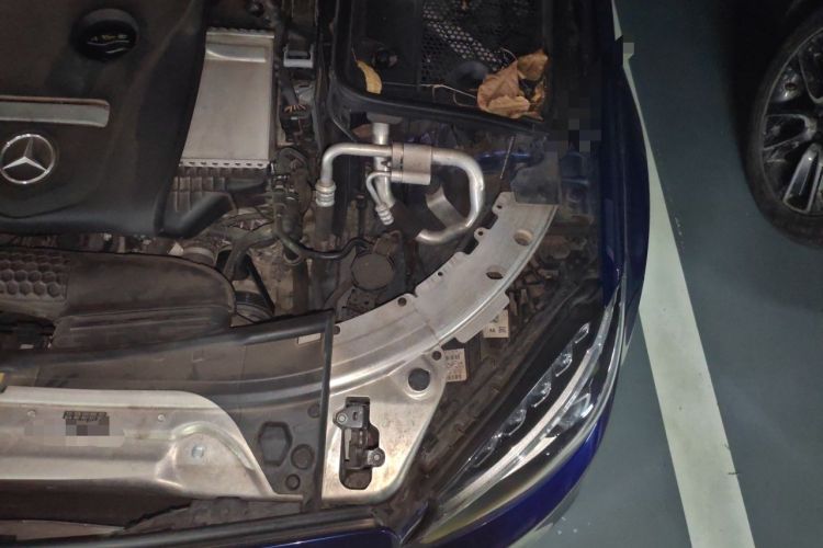 Used Mercedes-Benz C-Class 2017 Facelift C 200 L Sport Edition Engine Bay Left