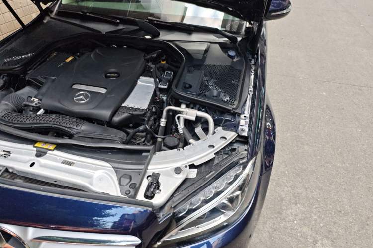 Used Mercedes-Benz C-Class 2017 C 200 L Sport Edition Engine Bay Left