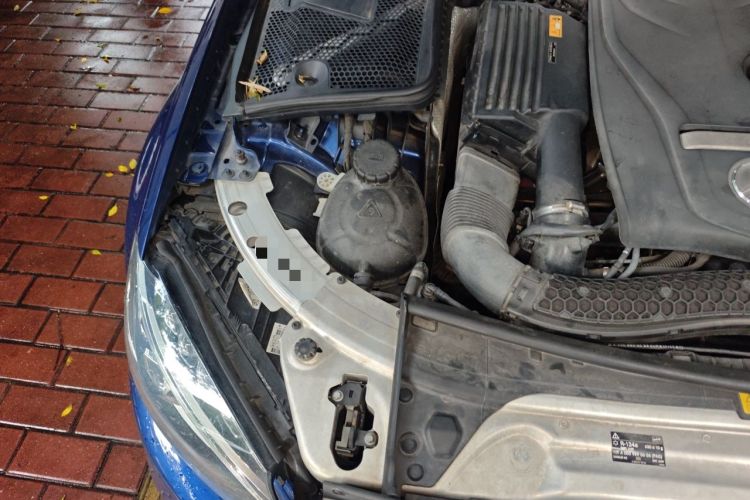 Used Mercedes-Benz C-Class 2017 Restyled C 200 Sport Edition Engine Bay Right