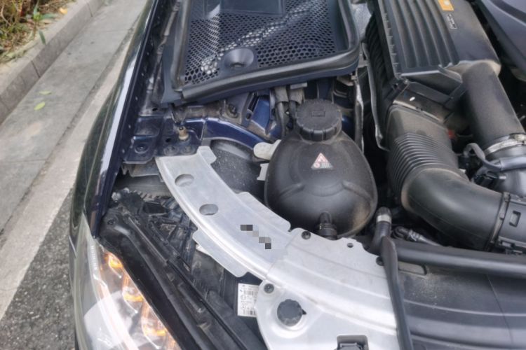 Used Mercedes-Benz C-Class 2017 C 200 L Sport Edition Engine Bay Right