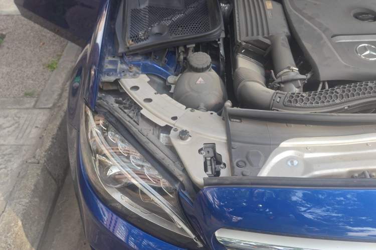 Used Mercedes-Benz C-Class 2017 C 180 L Sport Edition Engine Bay Right