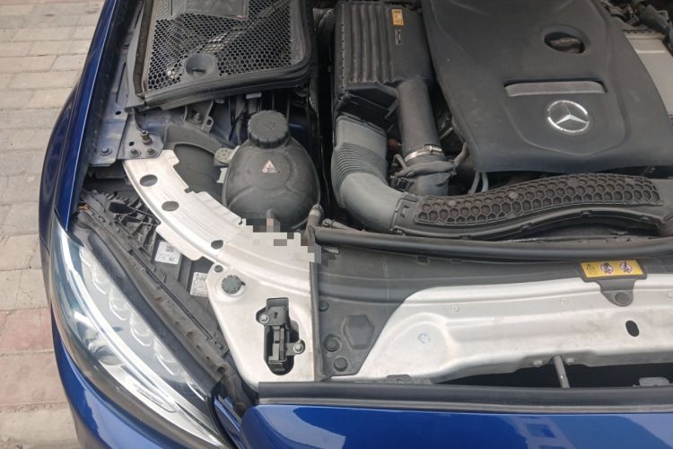 Used Mercedes-Benz C-Class 2017 Facelift C 200 Station Wagon Engine Bay Right
