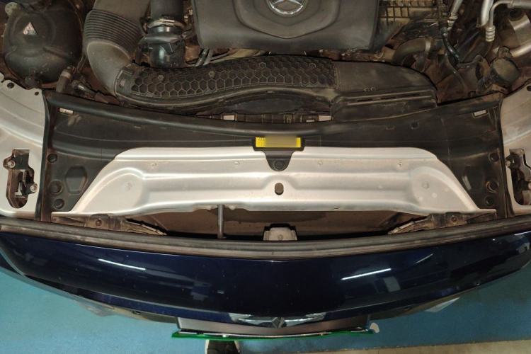 Used Mercedes-Benz C-Class 2017 Facelift C 200 Station Wagon Engine Bay