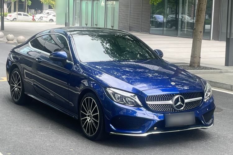 Used Mercedes-Benz C-Class 2017 C 200 4MATIC Coupe Exterior 1