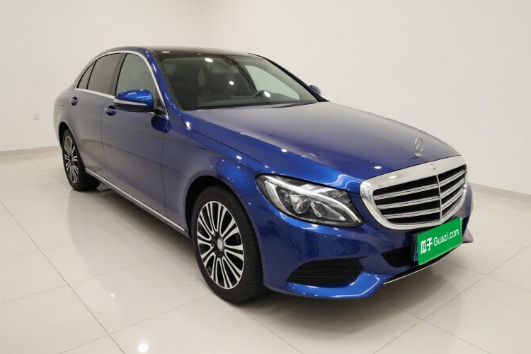 Used Mercedes-Benz C-Class 2017 Facelift C 200 L Exterior 2