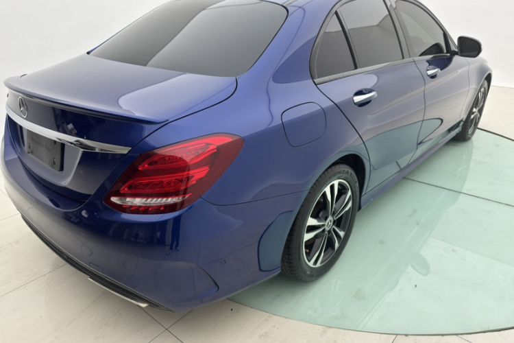 Used Mercedes-Benz C-Class 2017 Restyled C 200 Sport Edition Exterior 2