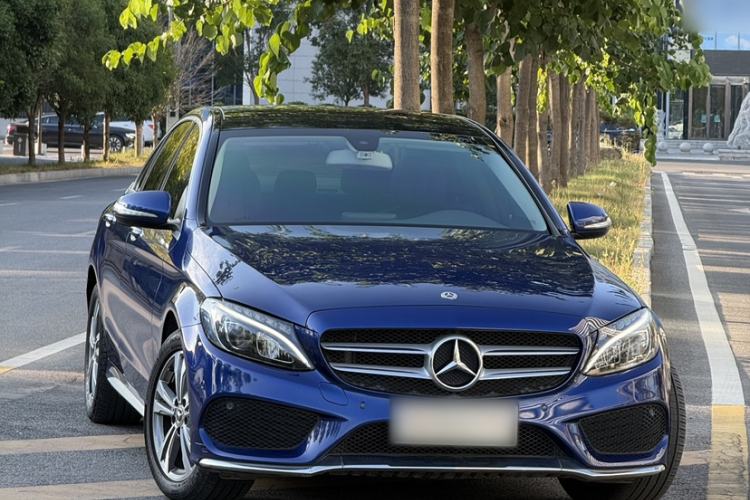 Used Mercedes-Benz C-Class 2017 Facelift C 200 L Sport Edition Exterior 2