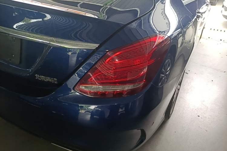 Used Mercedes-Benz C-Class 2017 C 200 L Sport Edition Exterior 2