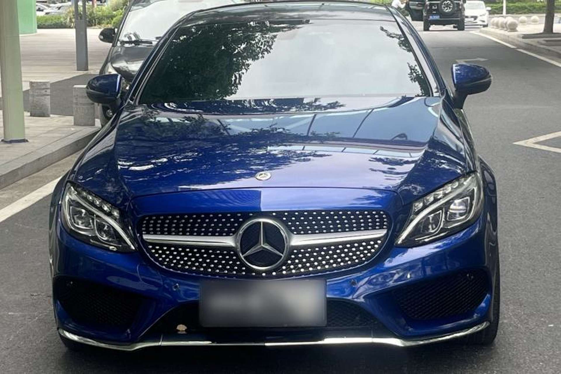 Used Mercedes-Benz C-Class 2017 C 200 4MATIC Coupe Exterior 2