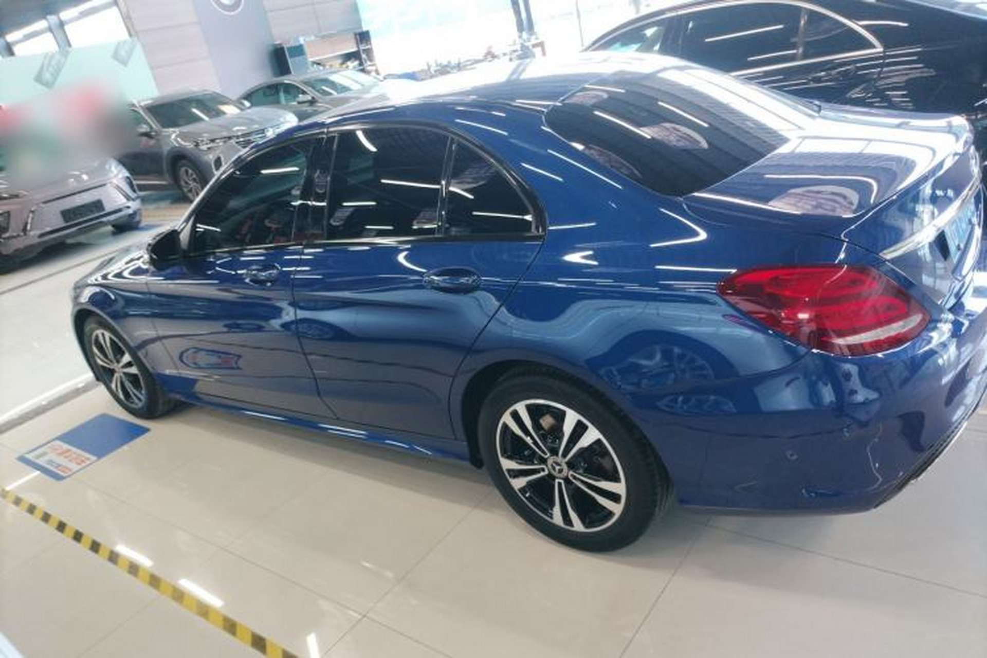 Used Mercedes-Benz C-Class 2017 C 200 Sport Edition Exterior 3