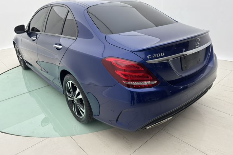 Used Mercedes-Benz C-Class 2017 Restyled C 200 Sport Edition Exterior 3