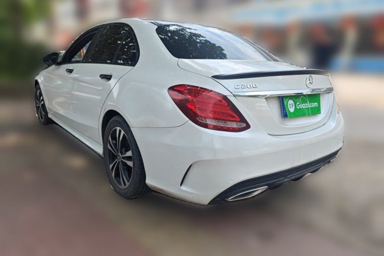 Used Mercedes-Benz C-Class 2017 Restyled C 200 Sport Edition Exterior 3