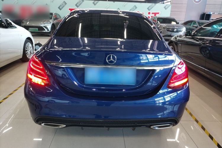 Used Mercedes-Benz C-Class 2017 C 200 Sport Edition Exterior 4