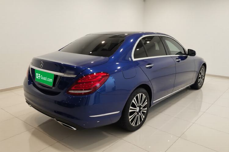 Used Mercedes-Benz C-Class 2017 Facelift C 200 L Exterior 5