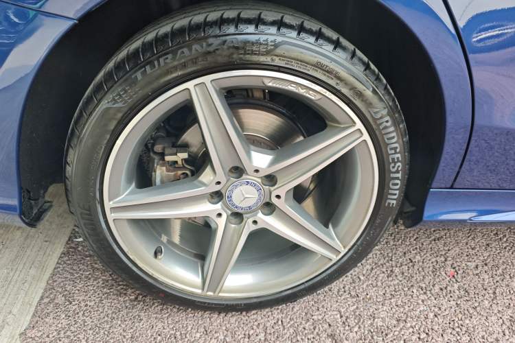 Used Mercedes-Benz C-Class 2017 C 200 station wagon Exterior 5