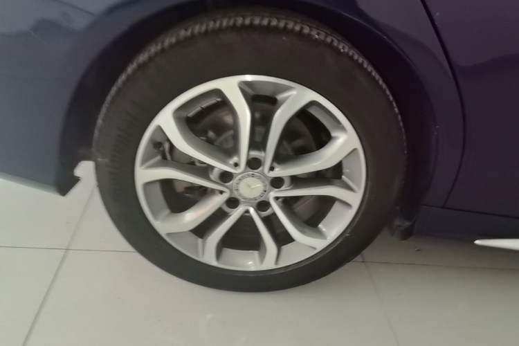 Used Mercedes-Benz C-Class 2017 C 180 L Sport Edition Exterior 5