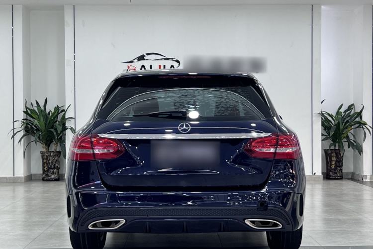 Used Mercedes-Benz C-Class 2017 Facelift C 180 Estate Exterior 6