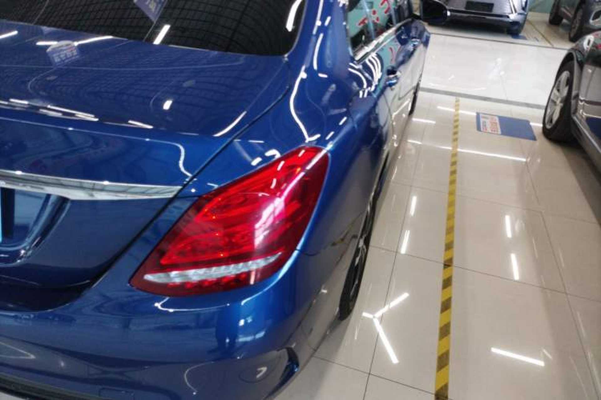 Used Mercedes-Benz C-Class 2017 C 200 Sport Edition Exterior 6