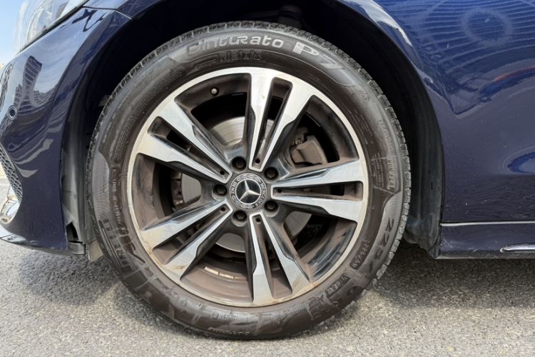 Used Mercedes-Benz C-Class 2017 Restyled C 200 Sport Edition Exterior 6