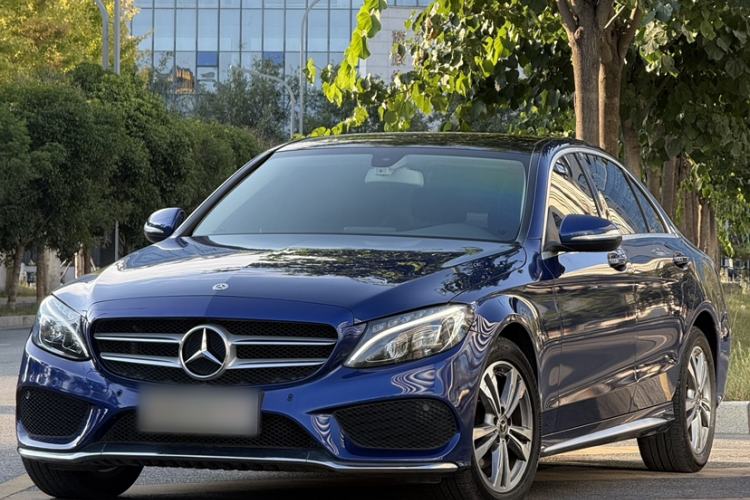 Used Mercedes-Benz C-Class 2017 Facelift C 200 L Sport Edition Exterior 6