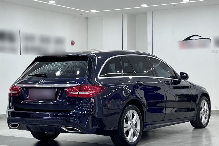 Used Mercedes-Benz C-Class 2017 Facelift C 180 Estate Exterior 7