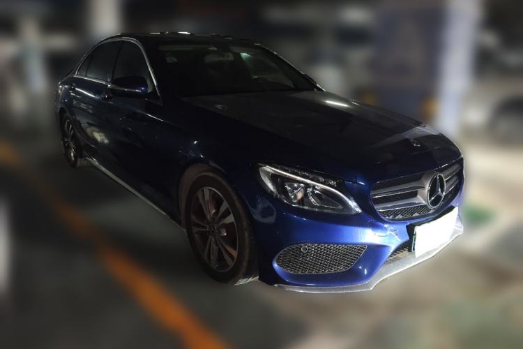 Used Mercedes-Benz C-Class 2017 Facelift C 200 L Sport Edition Front Right 45 Deg