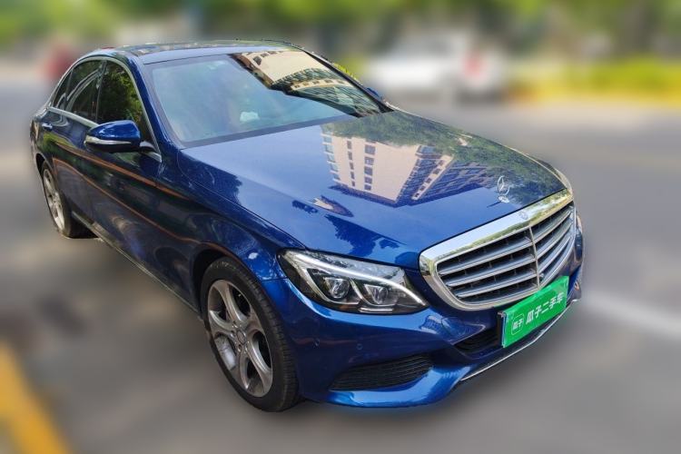 Used Mercedes-Benz C-Class 2017 C 300 L Front Right 45 Deg