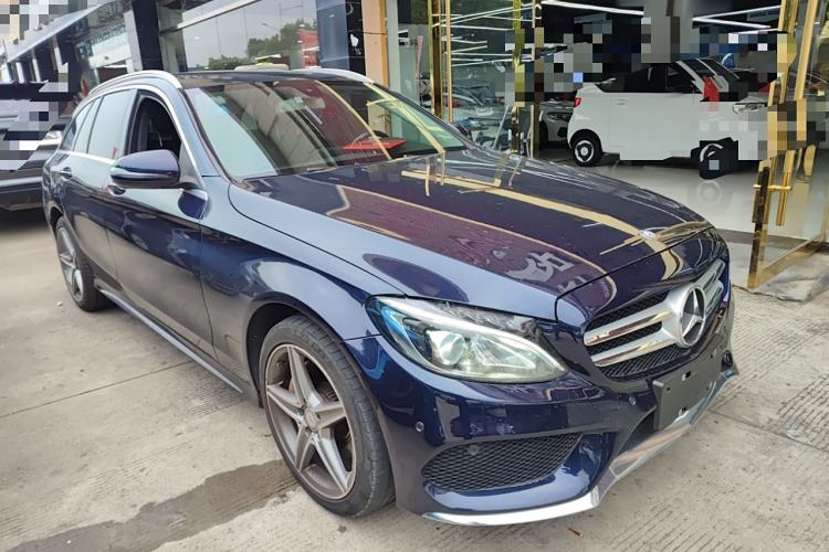 Used Mercedes-Benz C-Class 2017 C 200 station wagon Front Right 45 Deg