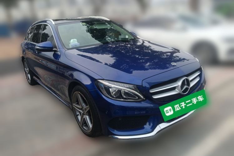 Used Mercedes-Benz C-Class 2017 Facelift C 200 Station Wagon Front Right 45 Deg