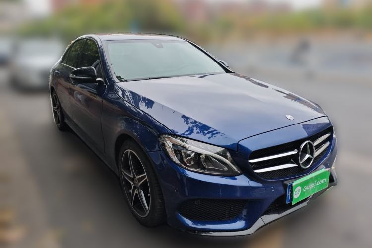 Used Mercedes-Benz C-Class 2017 Restyled C 200 Sport Edition Front Right 45 Deg