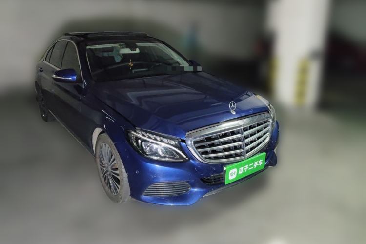 Used Mercedes-Benz C-Class 2017 Facelift C 200 L 4MATIC Front Right 45 Deg