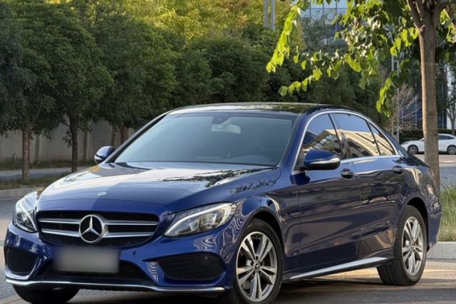 Używany Mercedes-Benz C-Class 2017 Facelift C 200 L Sport Edition