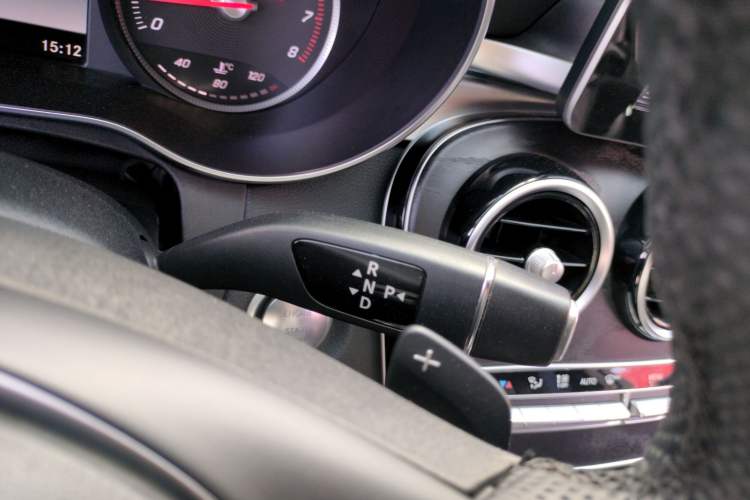 Used Mercedes-Benz C-Class 2017 Facelift C 200 L Sport Edition Gear Lever