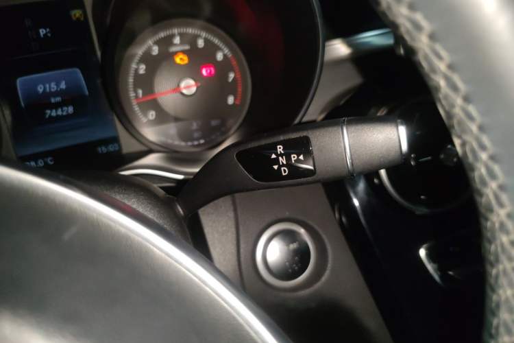 Used Mercedes-Benz C-Class 2017 C 200 Sport Edition Gear Lever