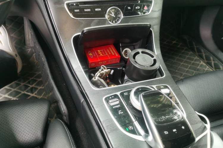 Used Mercedes-Benz C-Class 2017 C 200 L Sport Edition Gear Lever