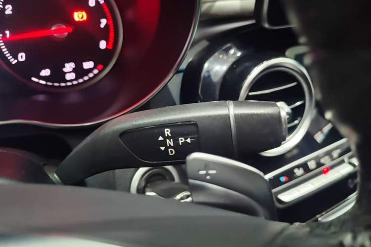 Used Mercedes-Benz C-Class 2017 C 200 4MATIC Coupe Gear Lever