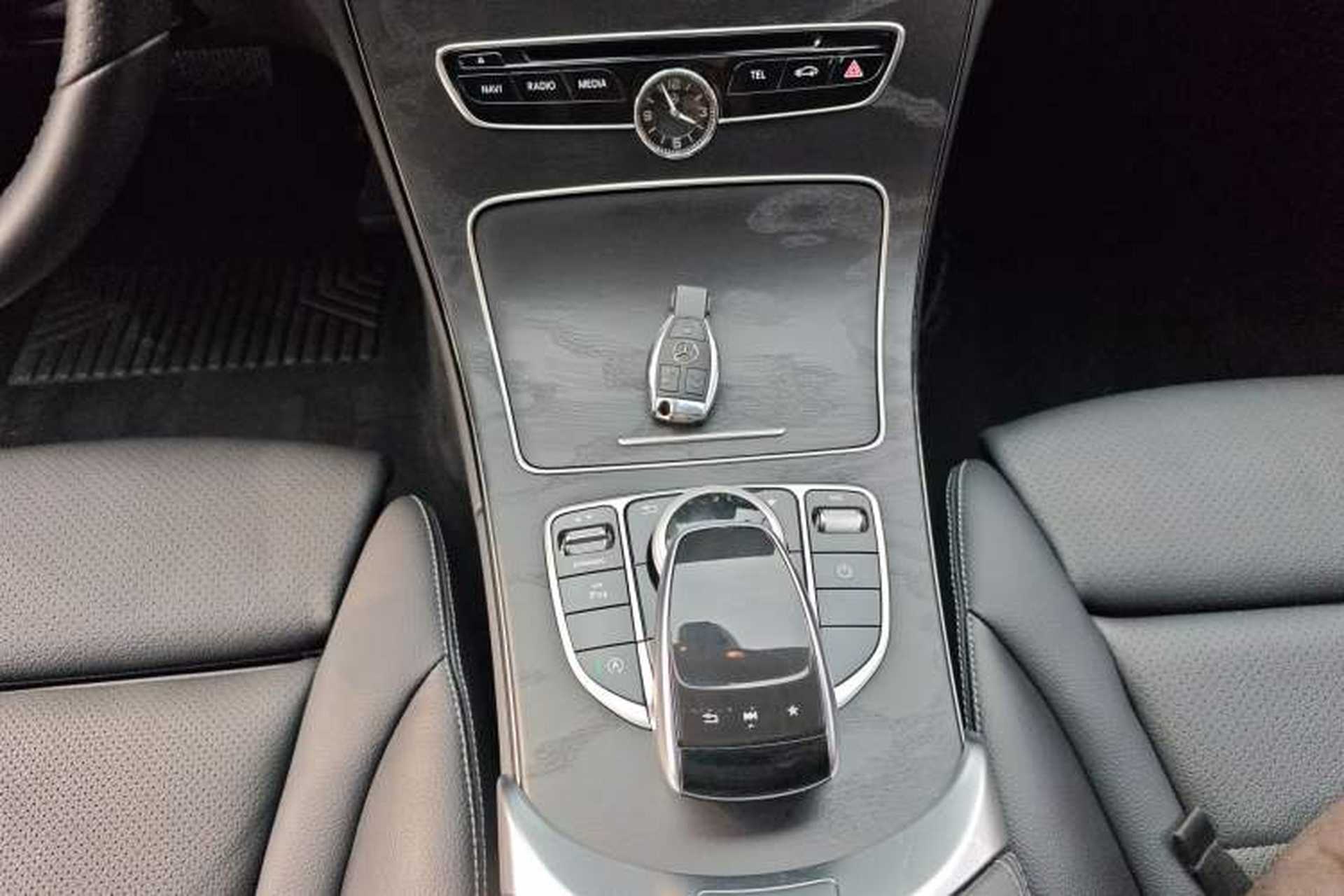 Used Mercedes-Benz C-Class 2017 C 200 station wagon Gear Lever