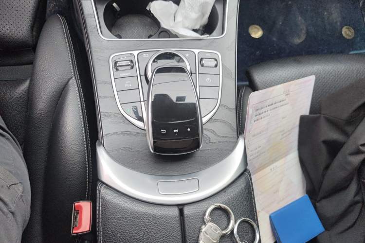 Used Mercedes-Benz C-Class 2017 C 200 L Sport Edition Gear Lever