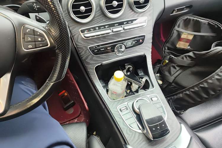 Used Mercedes-Benz C-Class 2017 C 200 station wagon Gear Lever