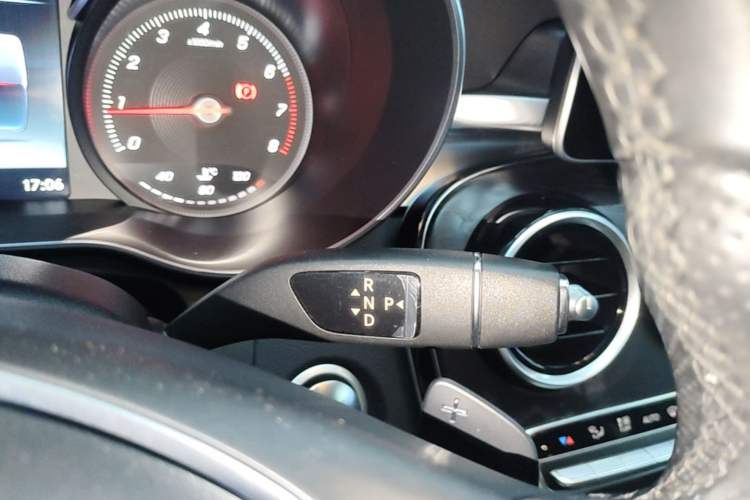 Used Mercedes-Benz C-Class 2017 C 200 L Sport Edition Gear Lever