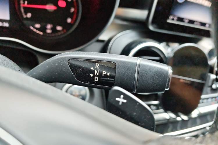 Used Mercedes-Benz C-Class 2017 C 200 L Sport Edition Gear Lever