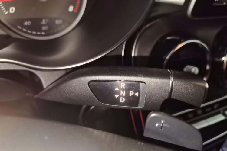 Used Mercedes-Benz C-Class 2017 C 180 L Sport Edition Gear Lever