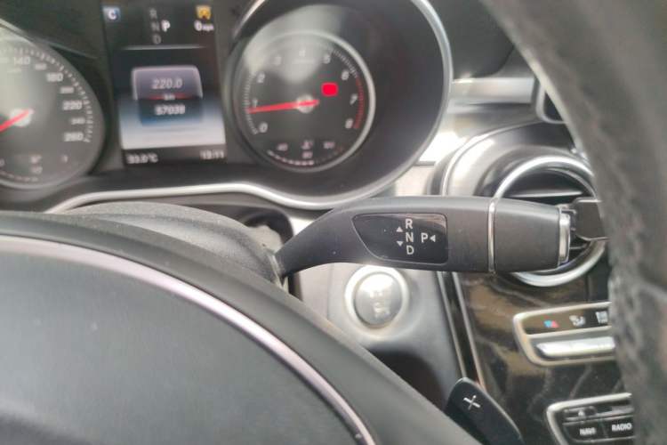 Used Mercedes-Benz C-Class 2017 Facelift C 200 L Sport Edition Gear Lever