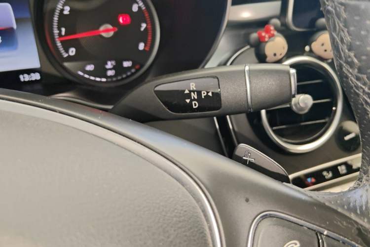 Used Mercedes-Benz C-Class 2017 C 180 L Sport Edition Gear Lever
