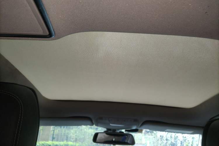 Used Mercedes-Benz C-Class 2017 Facelift C 200 L Headliner