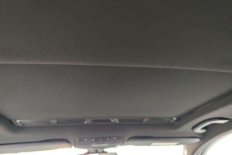 Used Mercedes-Benz C-Class 2017 Restyled C 200 Sport Edition Headliner