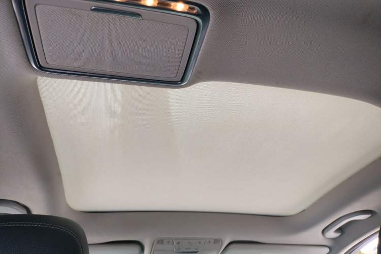 Used Mercedes-Benz C-Class 2017 Facelift C 200 L Sport Edition Headliner