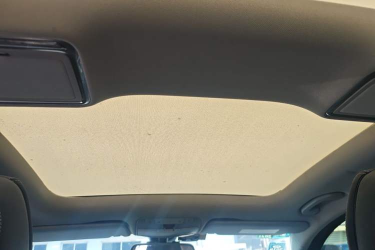 Used Mercedes-Benz C-Class 2017 Facelift C 200 L Sport Edition Headliner