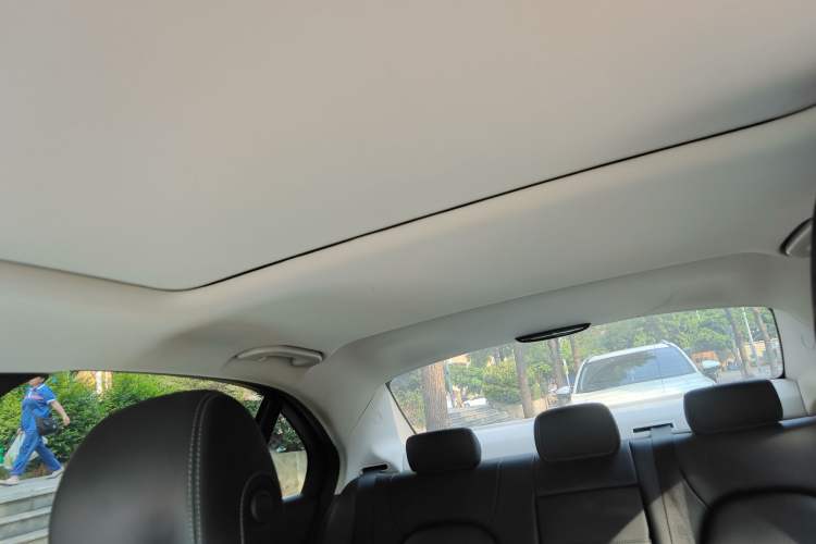 Used Mercedes-Benz C-Class 2017 C 180 L Sport Edition Headliner